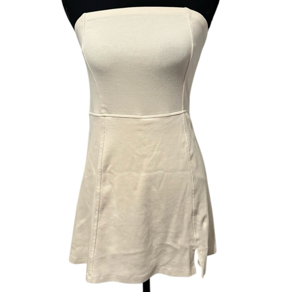 Elegant Beige Strapless Dress